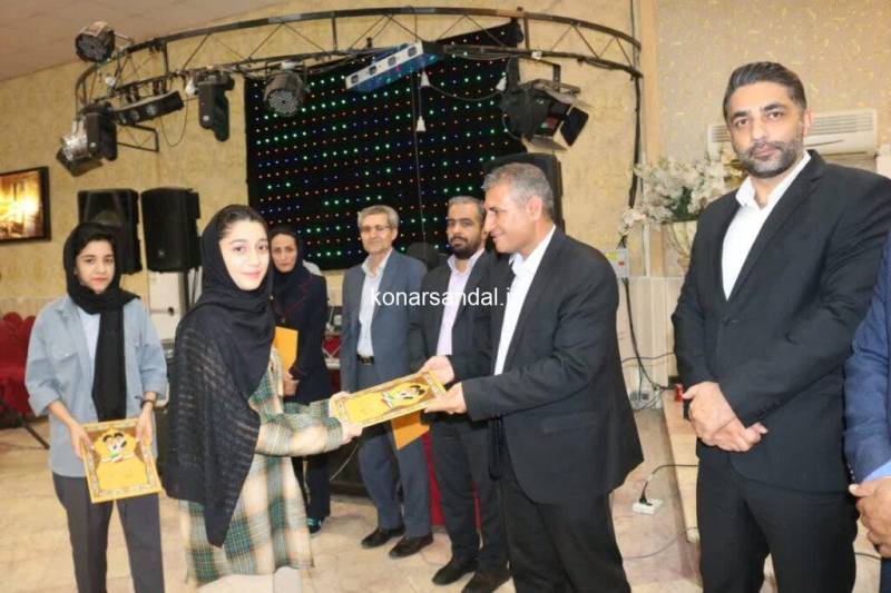 آئین تجلیل از مدال آوران و قهرمان رشته تکواندو شهرستان جیرفت